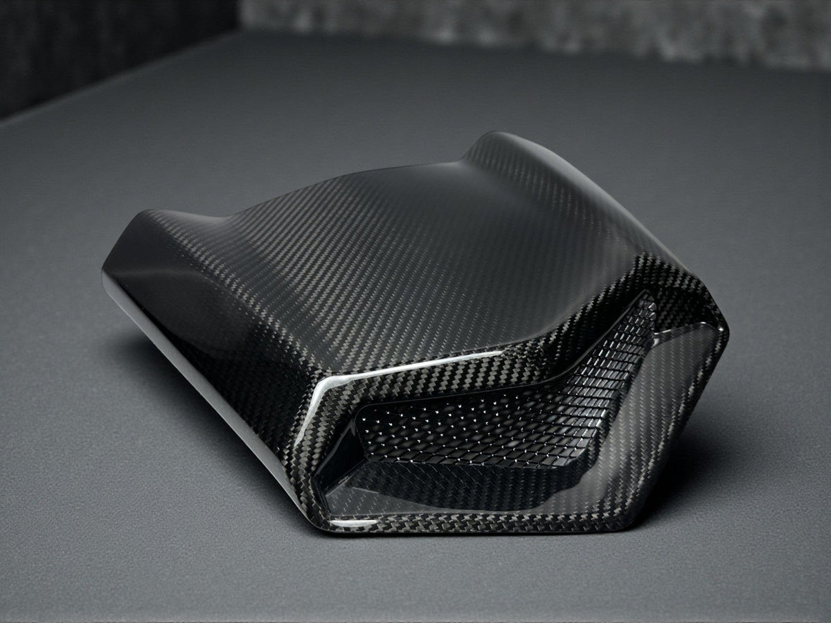 CAN AM MAVERICK X3 CARBON FIBER HOOD